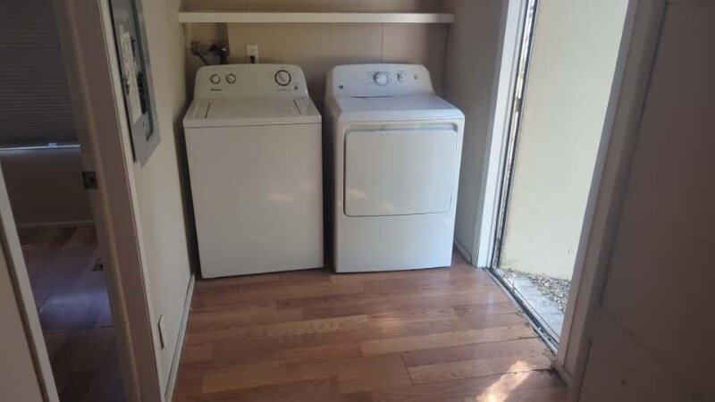 Building Photo - 114B Ava Ln