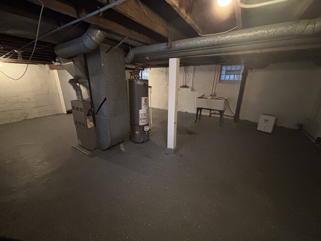 Building Photo - 3988 Adams St