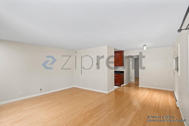 Building Photo - 500 W Middlefield Rd