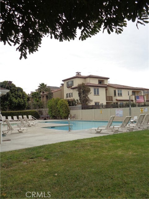 Building Photo - 8131 Foxhall Dr