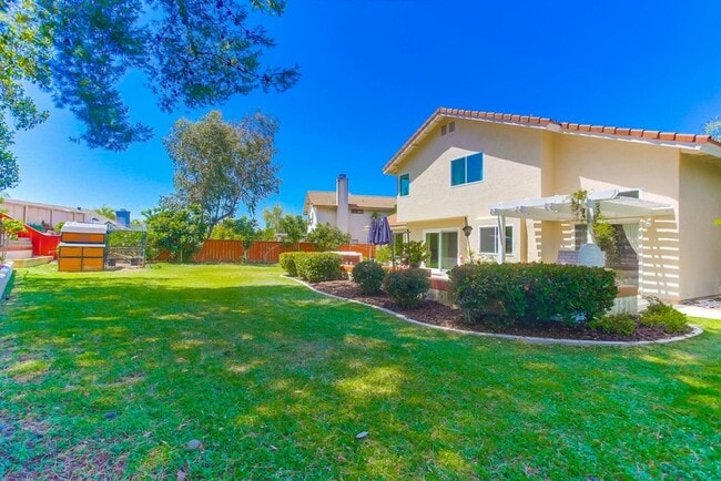 Building Photo - 10730 Carillon Ct