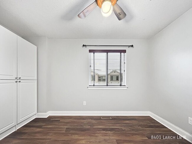 Building Photo - 4br 3ba 2cg~Security Deposit Free for thos...