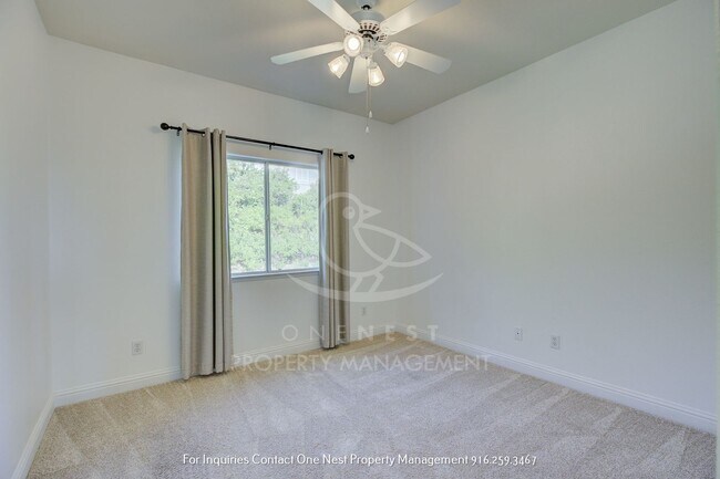 Building Photo - Rocklin beauty, 5 bdrm, 3.5 bth + bonus room!