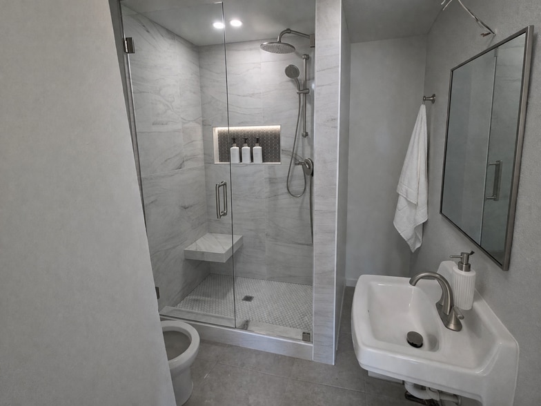 Building Photo - 4853 Boca Chica Blvd