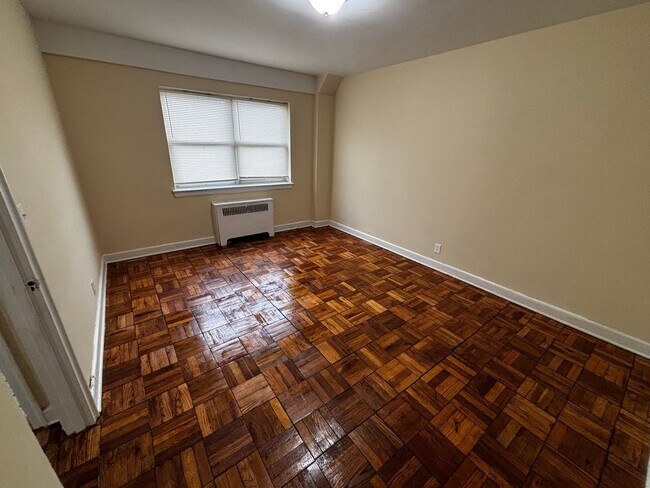 Interior Photo - Bellevue Towers