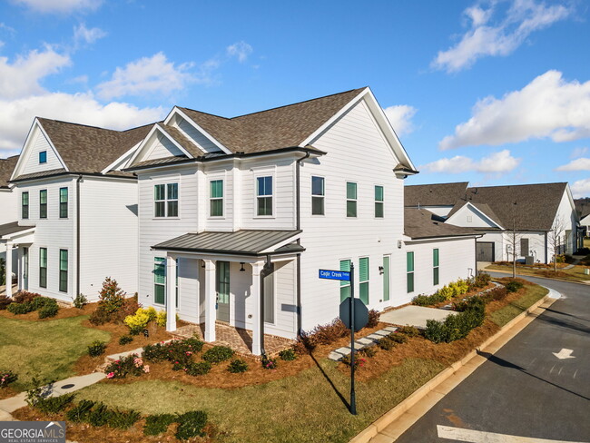 Building Photo - 1026 Cagle Creek Overlook