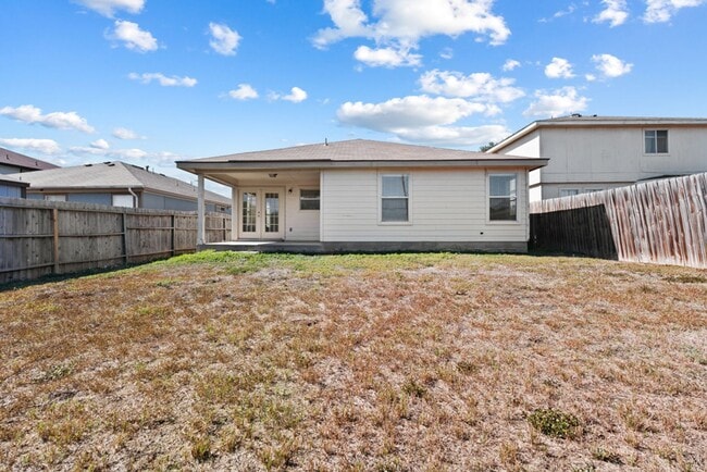 Building Photo - Well-Maintained 3-Bedroom Home – Ideal for Students & Professionals!