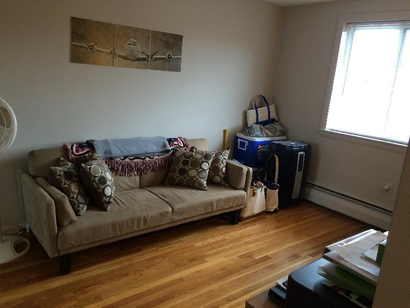 Building Photo - 4 Albert Dr