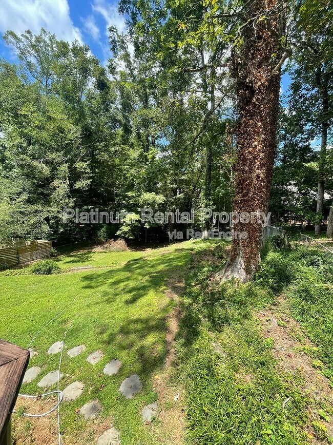 Building Photo - 3828 Donaldson Dr