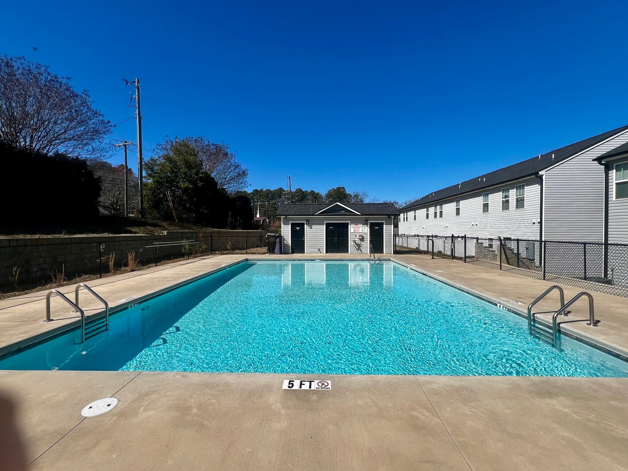 Building Photo - 272 Halo Dr