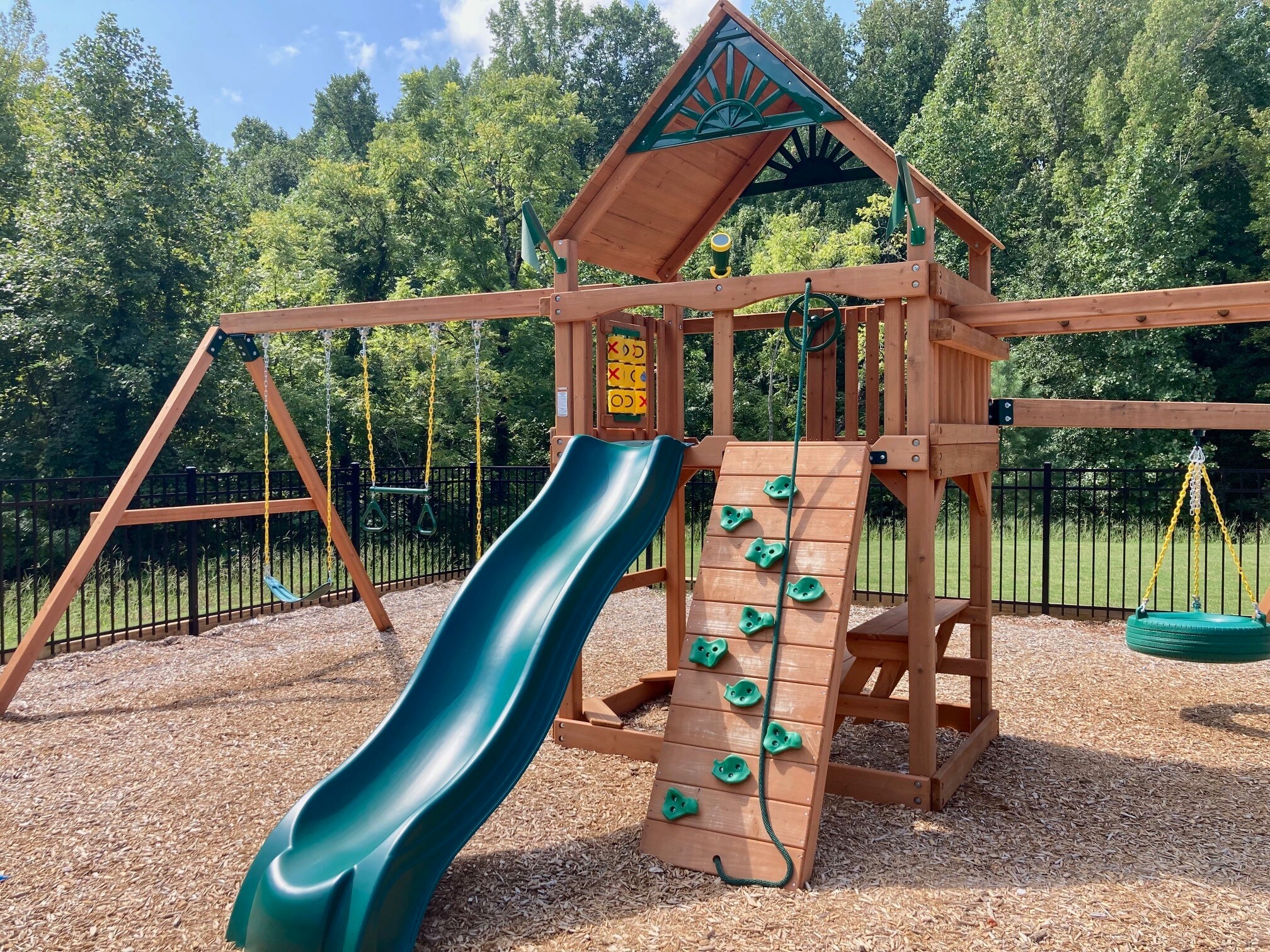 Building Photo - 354 Timberland Ave