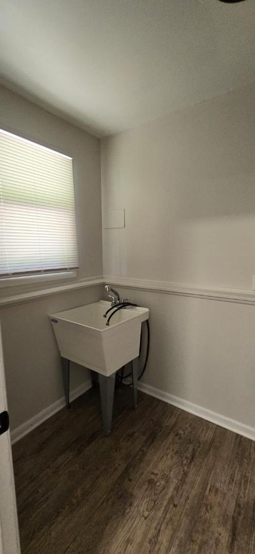 Building Photo - 5287 Kalamazoo Ave SE