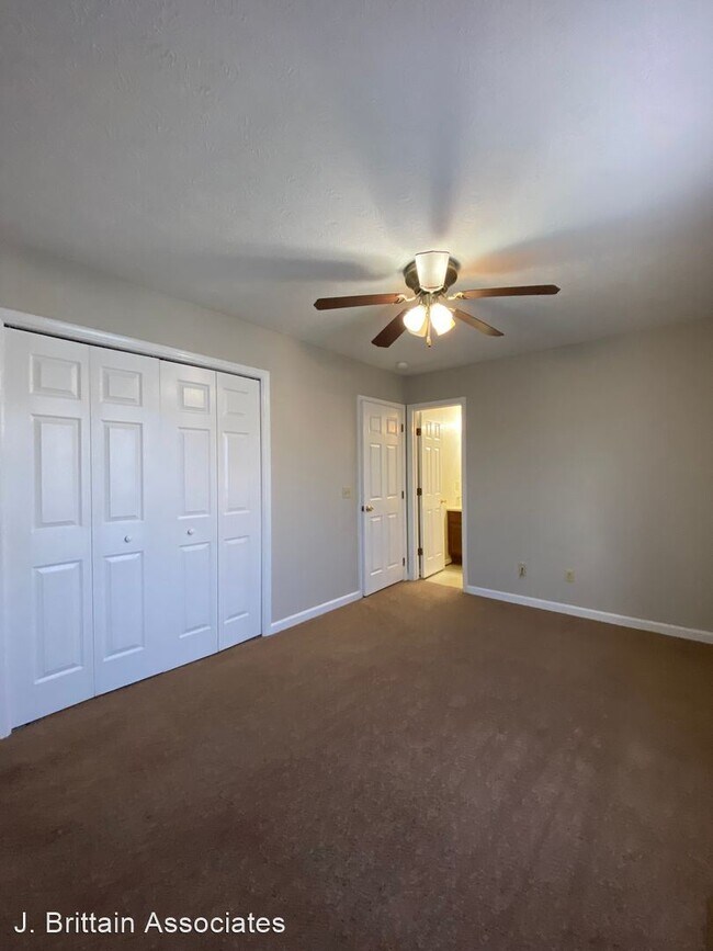 Building Photo - 2 br, 2.5 bath House - 5305 Whisperwood Court