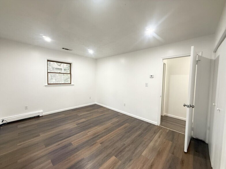 Building Photo - 4344 Pne Rdg Dr