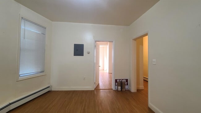 Building Photo - 32 Armstrong Ave