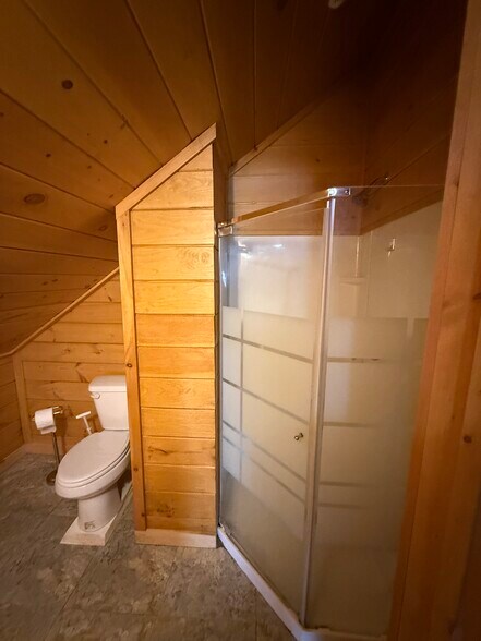 Building Photo - 19 Mattson Ave