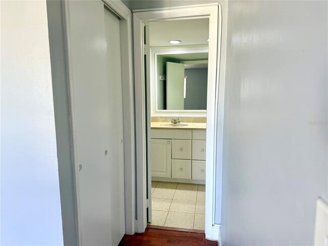 Building Photo - 8757 SW 137th Ave