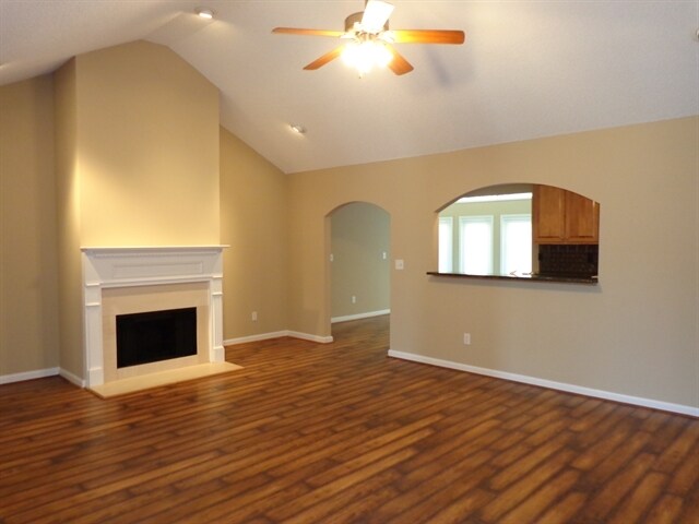 Building Photo - 2075 Reserve Pky