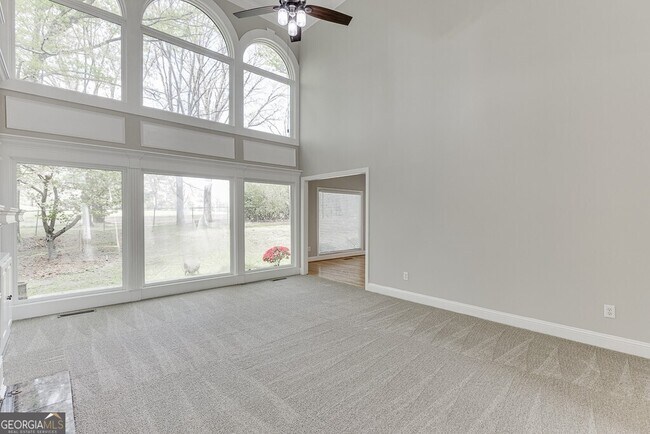 Building Photo - 9345 Riverclub Pkwy