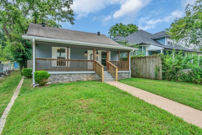 Building Photo - Remodeled house in great location in East Nashville