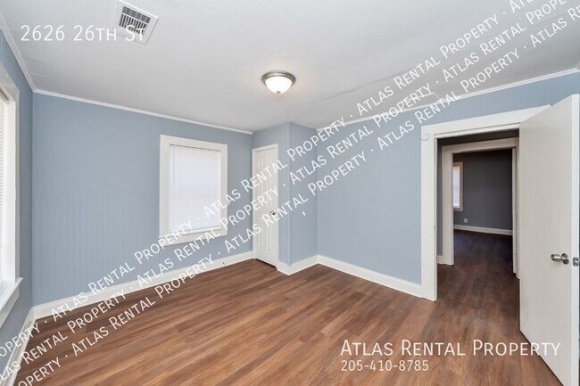 Building Photo - 2626 26th St