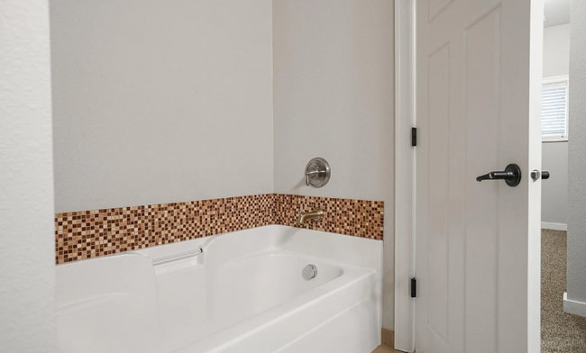 Building Photo - Beautiful and Spacious Single Family Condo...
