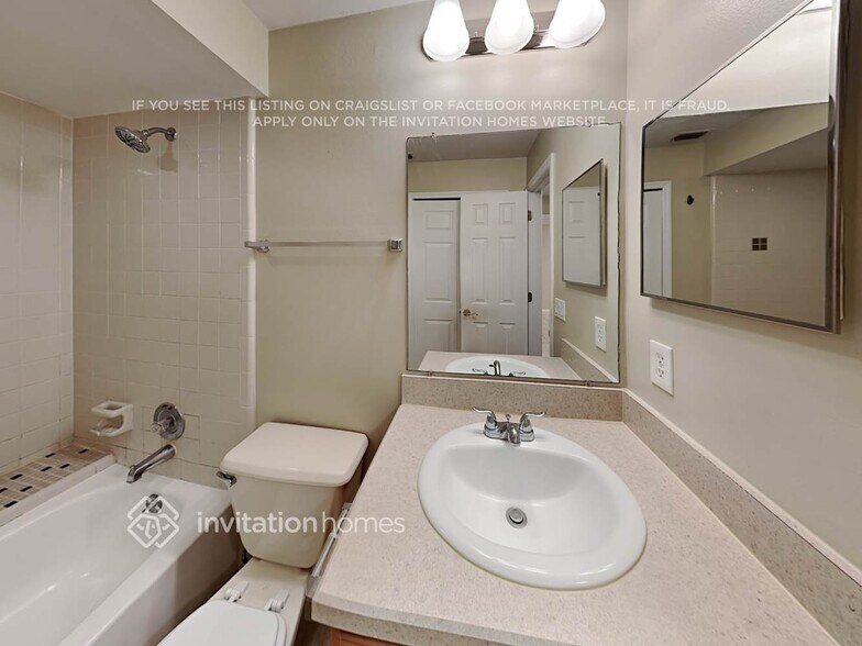 Building Photo - 2316 Dunbury Ct