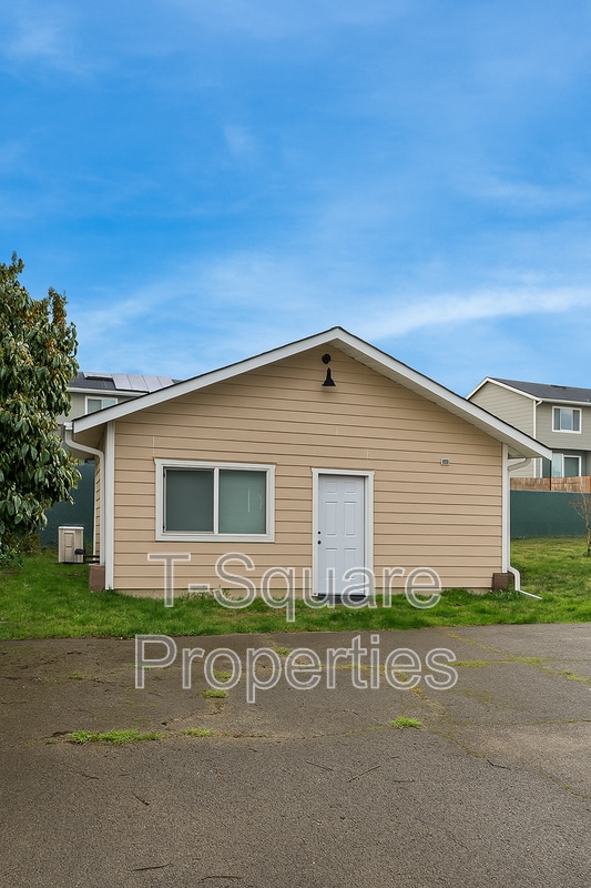 Building Photo - 448 SW 126th St