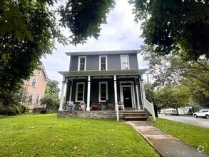 Building Photo - Sewickley - Stunning 3 Bedroom 2.5 Bathroom