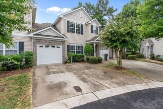 Building Photo - Beautiful 2-Bedroom, 2.5-Bath condo for Rent in Virginia Beach