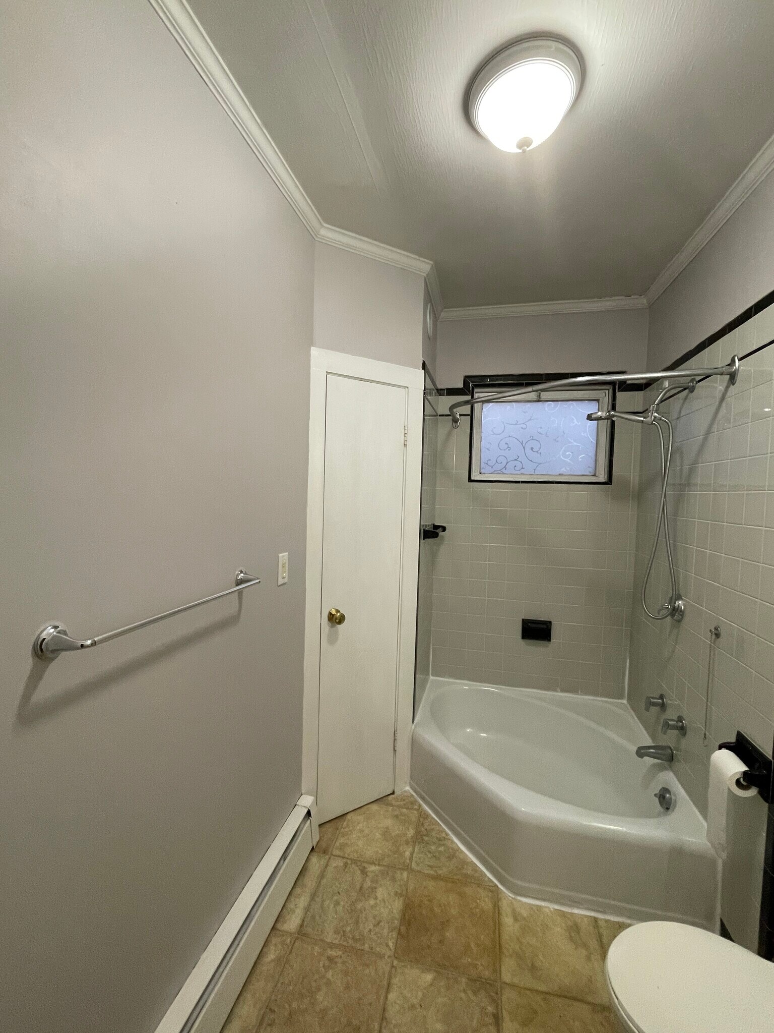 Building Photo - 50 High St