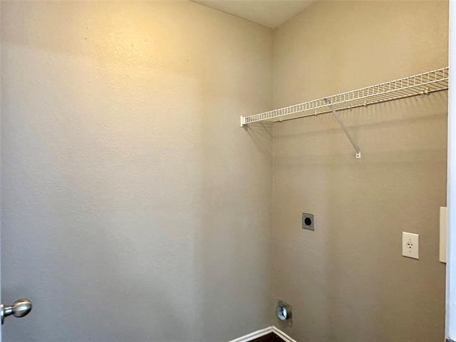 Building Photo - 8021 Stowe Springs Ln