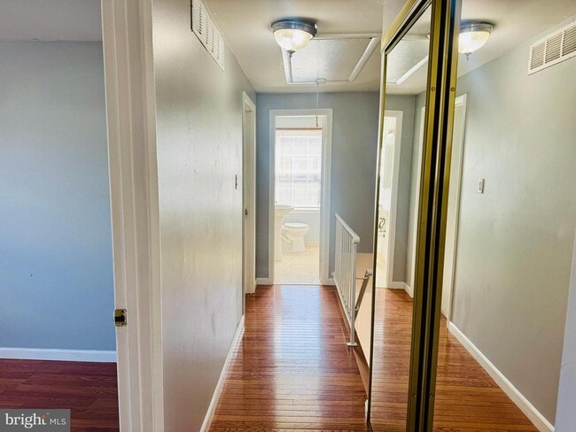 Building Photo - 2 Durness Ct