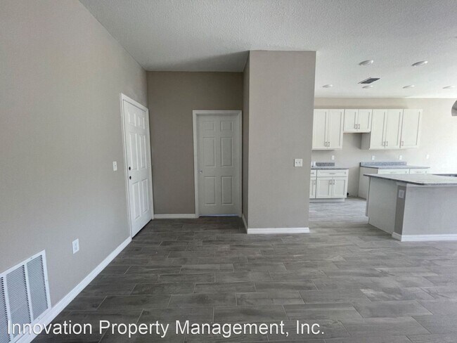 Building Photo - 4 br, 2 bath House - 68 Andora  Ct.