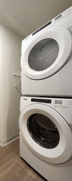 Building Photo - 211 1st Ave NW