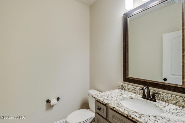 Building Photo - 856 Leeward Dr