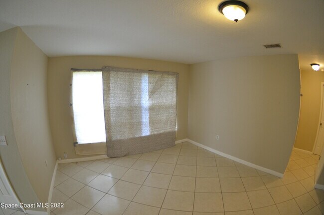 Building Photo - 2912 Pembroke Rd