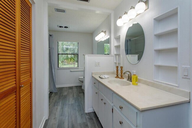 Building Photo - 8728 FL-33