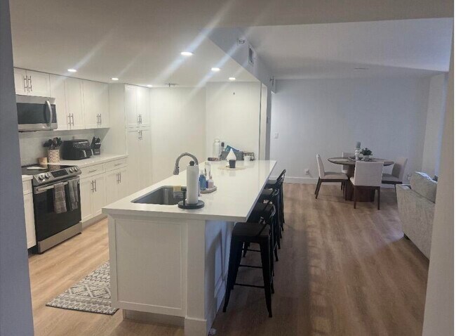 Building Photo - 955 Egret Cir