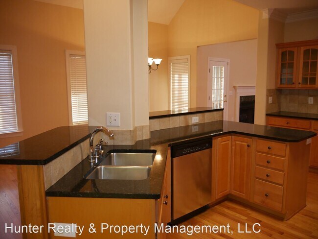 Building Photo - 5 br, 4 bath House - 3538 Burnely Drive
