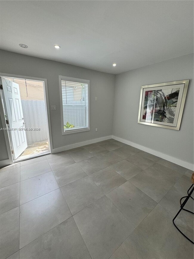 Building Photo - 6335 N Miami Ave