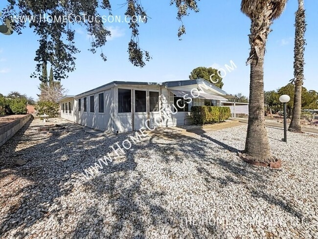 Building Photo - 264 W Aliso Dr