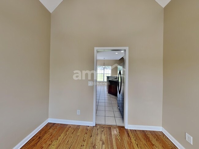 Building Photo - 1017 Stonehollow Way