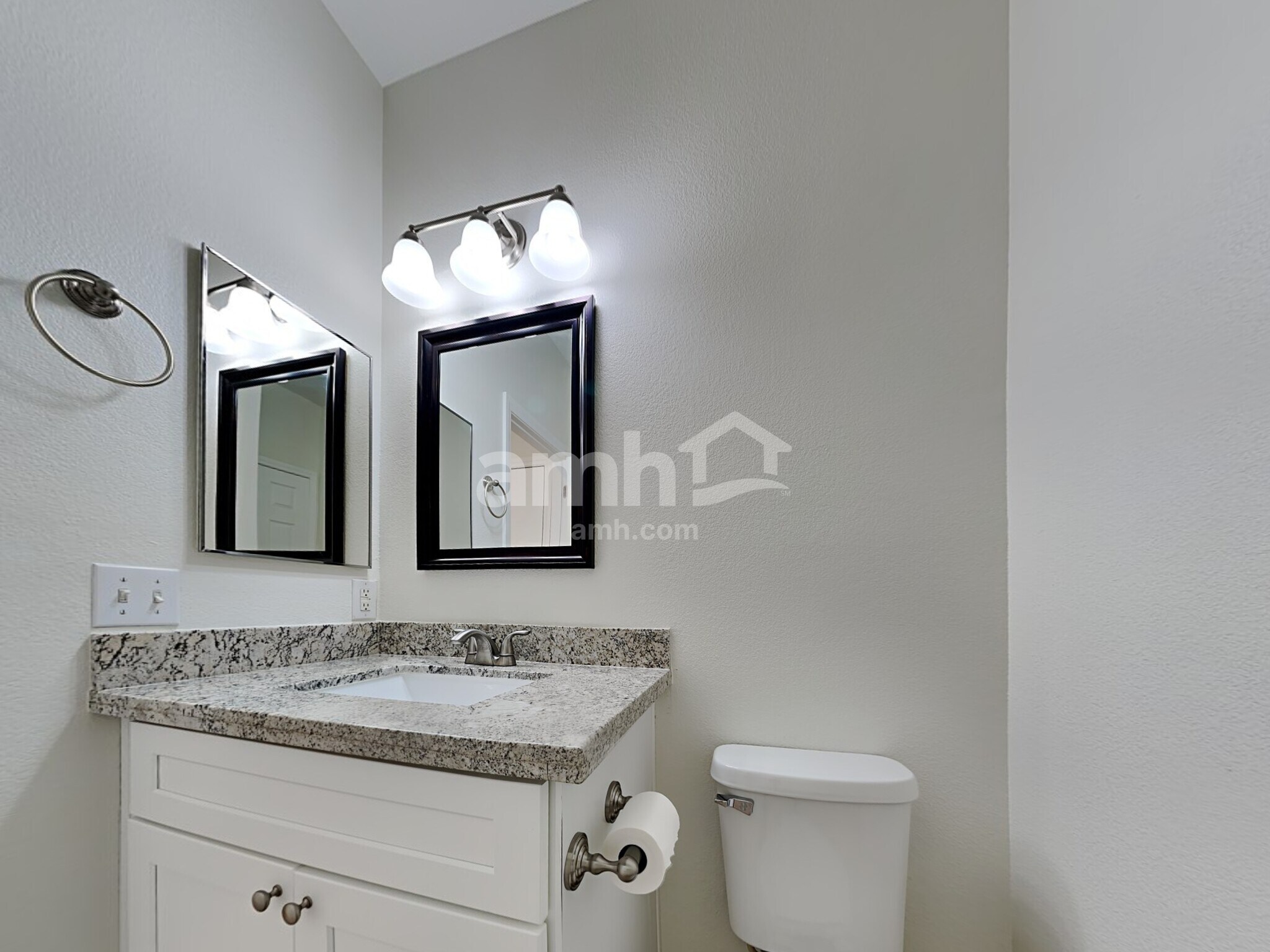 Building Photo - 9233 Lowery Point Ct