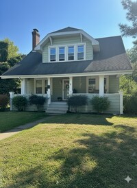 Building Photo - 1412 Durand St