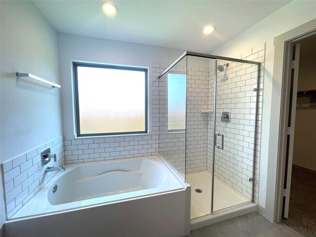 Building Photo - 3947 Everett Terrace Ln