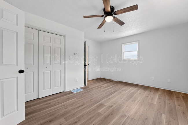 Building Photo - 127 Haymond Hwy