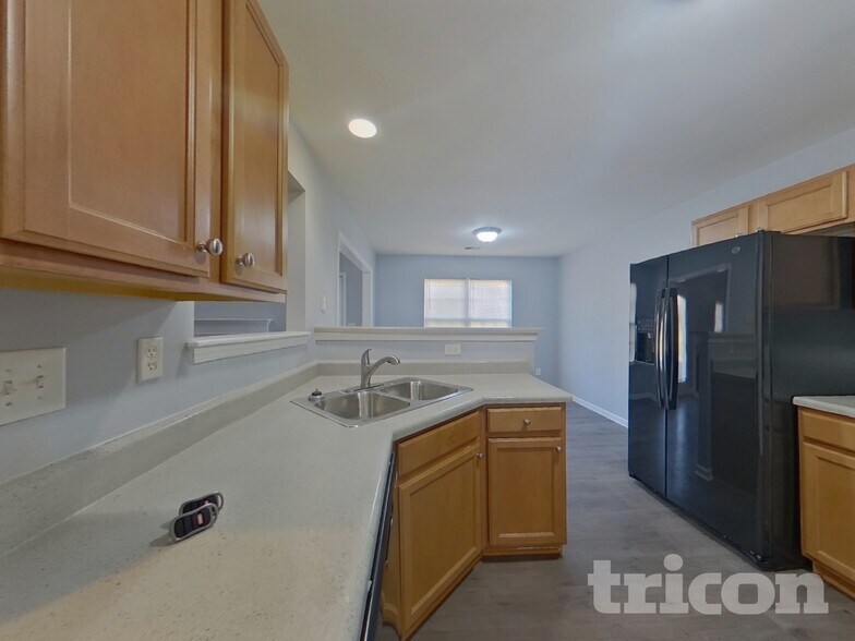 Building Photo - 1430 Rheo Ct NW