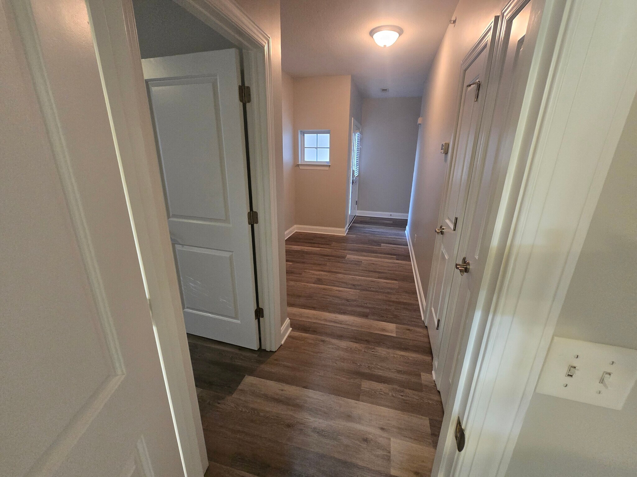 Building Photo - 20 Foxden Dr