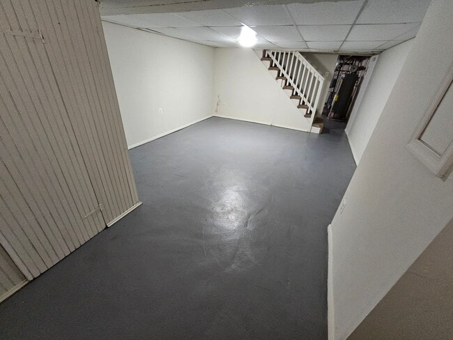 Building Photo - 2 Bedroom 1 Bathroom in Belair-Edison